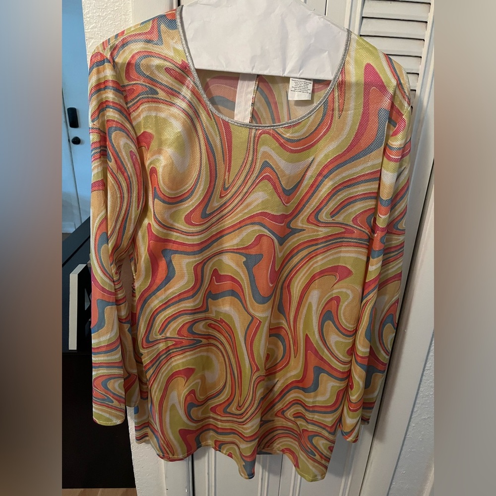 Groovy Women’s Size L Mesh Top